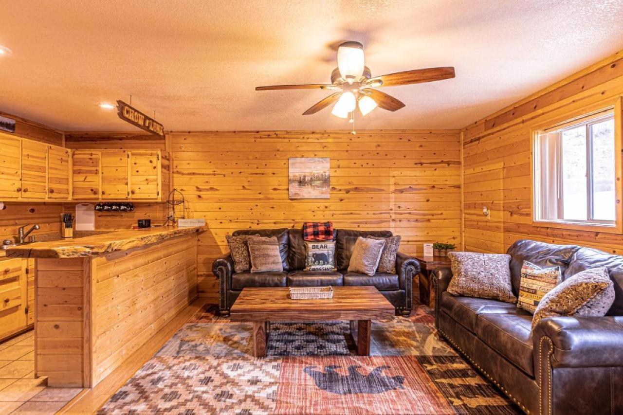 #6 Bobcat Bunkhouse - Pet Friendly - King Bed - Sleeps 4 Chalet Payson